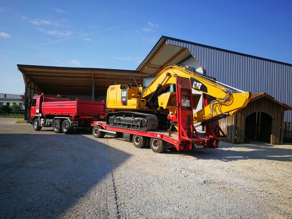 Kettenbaggertransport